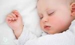 از خواب پریدن نوزاد | اصلی ترین دلایل از خواب پریدن در نوزادان