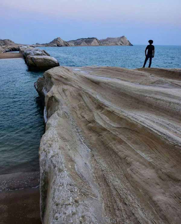 این شما هستید که تابلو زندگی خود را نقاشی می‌کنید