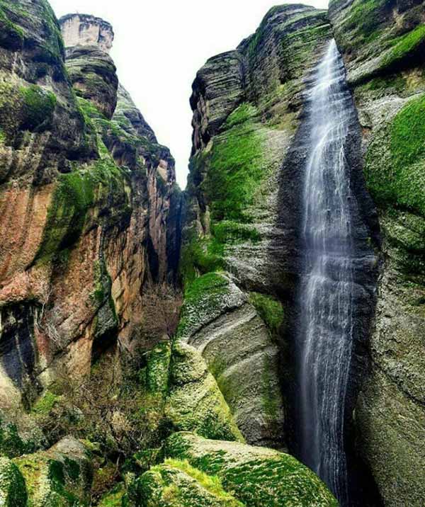 آبشار جادویی داله لان لانه عقاب  این آبشار با بلن