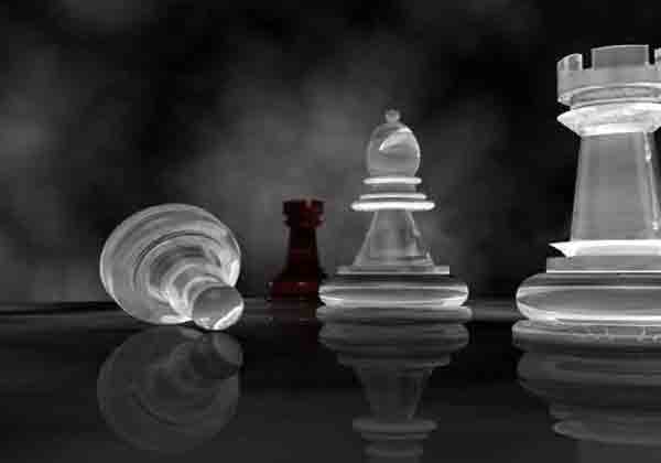 زندگی مثل بازی شطرنج است ما نقشه می کشیم، اما اجر