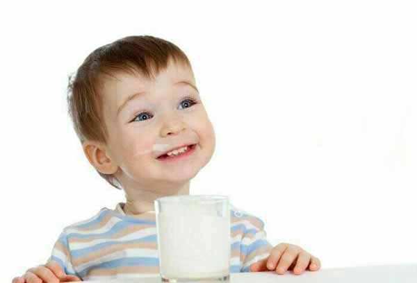راهکارهای افزایش علاقه کودکان به مصرف بیشتر شیر م