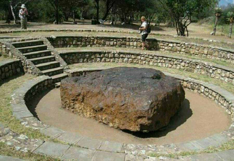 بزرگ‌ترین شهاب سنگ شناخته شده در کشور نامیبیا در 