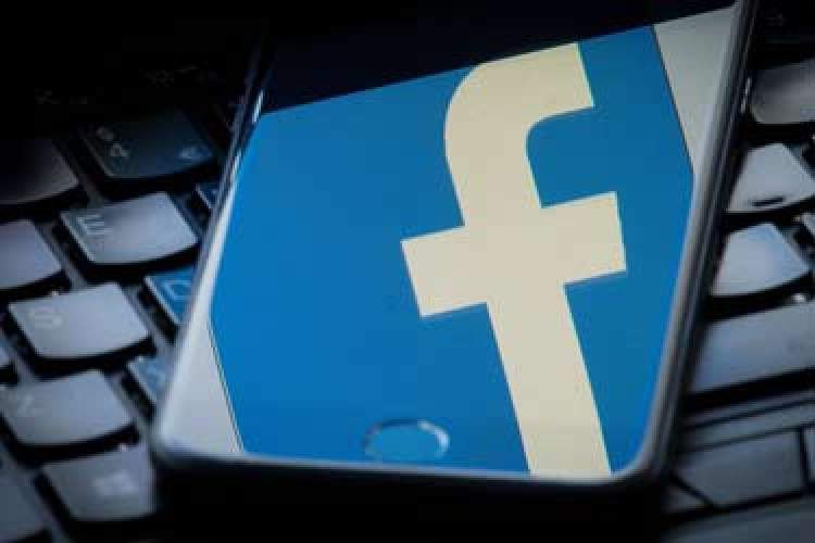 رسوایی‌ها فیس_بوک را به متخصصان امنیتی می‌سپارد ب