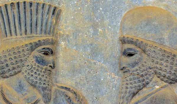 ادب باستانی ایرانیان  هرودوت مورخ یونانی چنین مین
