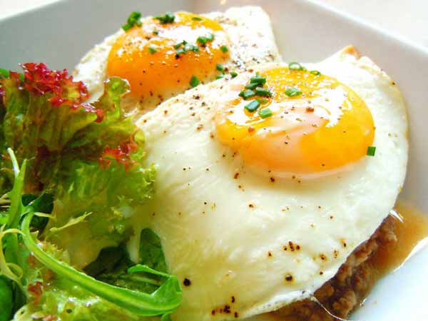 صبحانه تخم مرغ بخورید به این دلایل  کاهش ریسک دیا