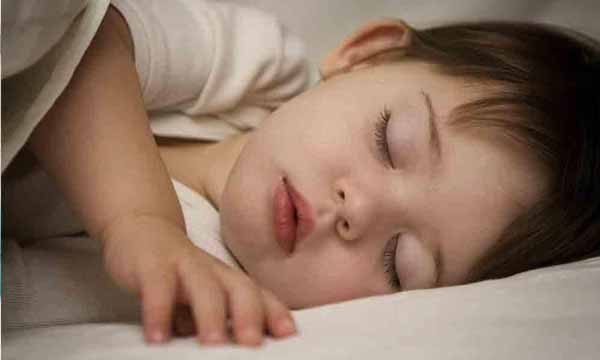 چرا بچه باید ساعت ۹‌ بخوابه چون هورمون رشد ساعت21