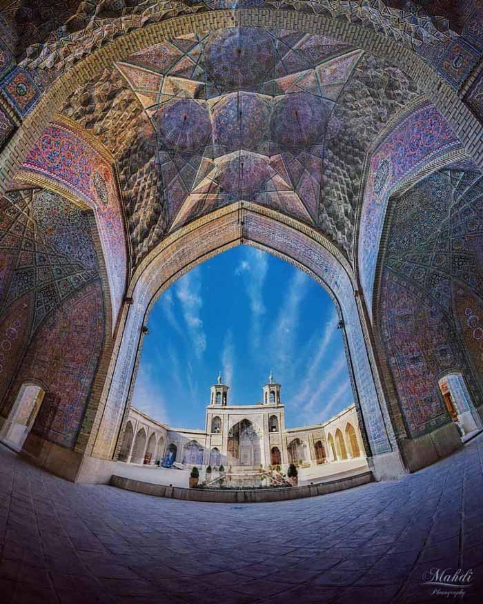 مسجد نصیرالملک، میعادگاه نور و رنگ در شیراز رنگ ص