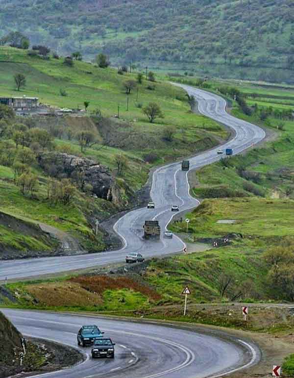 جاده زیبای سیاهکل به دیلمان