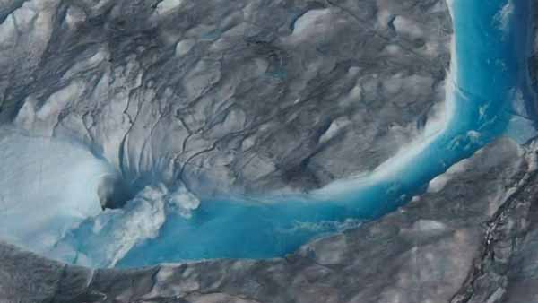 ذوب شدن ۱۰ میلیارد تن یخ طی ۲۴ ساعت در گرینلند دا