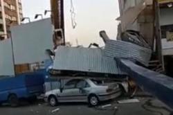 سقوط ستون ساختمان خیابان سعادت آباد را بهم ریخت +