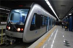 حادثه مرگبار در مترو توحید جان سه نفر را گرفت + ج