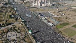 تصاویری از حضور میلیونی مردم صنعا در مراسم بزرگدا