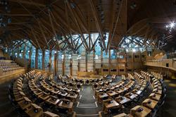 قانون مصوب پارلمان اسکاتلند؛ رایگان شدن پدهای قاع