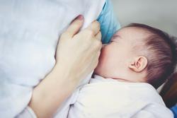 پژوهش‌هایی درباره شیردهی به نوزادان در دوران پاند