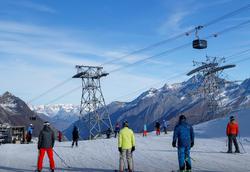 شلوغی پیست اسکی سوئیس در اوج کرونای اروپا (+عکس)