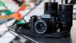 دوربین میرورلس لایکا SL2-S با قیمت ۴۹۰۰ دلار معرف