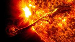 کشف بزرگ دانشمندان/ داخل خورشید دقیقا چه چیزی است؟