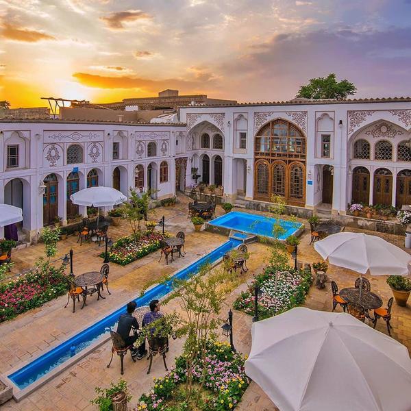 هتل سنتی سهروردی اصفهان 