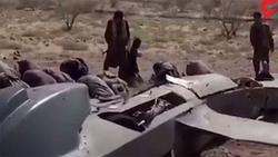 نماز شکر رزمندگان انصارالله یمن در کنار پهپاد سرن