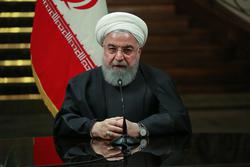 روحانی: شرکت‌های ایرانی حضور فعال‌تری در اوگاندا 