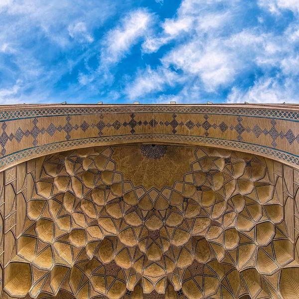 مسجد جامع اصفهان نمونه زیبا از معماری کهن ایران