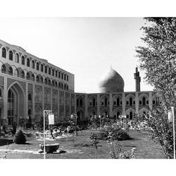 هتل عباسی اصفهان گنجینه ای ارزشمند از هنر و معمار