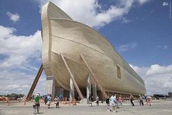 ساخت ماکت کشتی حضرت نوح در آمریکا (+عکس)