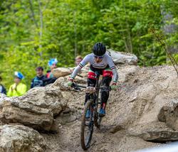 بانوی رکابزن کوهستان: برای دوچرخه سواری فرهنگ ساز