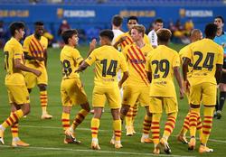 پیروزی بارسلونا در اولین بازی با هدایت کومان با ح