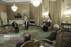 روحانی در دیدار وزیر امور خارجه عراق: حضور نیروها