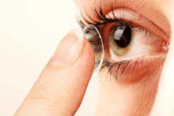 نکاتی درباره استفاده از لنزهای تماسی چشم در دوران