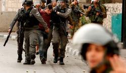 بازداشت شماری از فلسطینیان در حمله صهیونیست‌ها به
