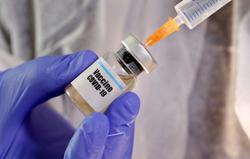 بررسی واکسیناسیون آنفلوانزا در روزهای کرونایی