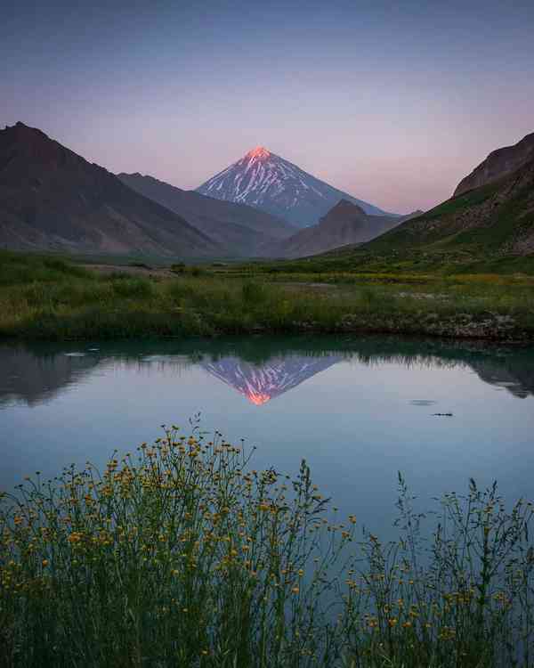 Stunning Reflection of Mount Damavand    انعکاس خ