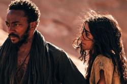 روپرت وایت فیلم اکشن «جنگجوی صحرا» را در عربستان 