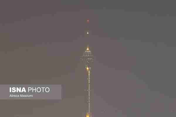  آلودگی شب‌های تهران  ◾ آلودگی هوا که به معضل دائ