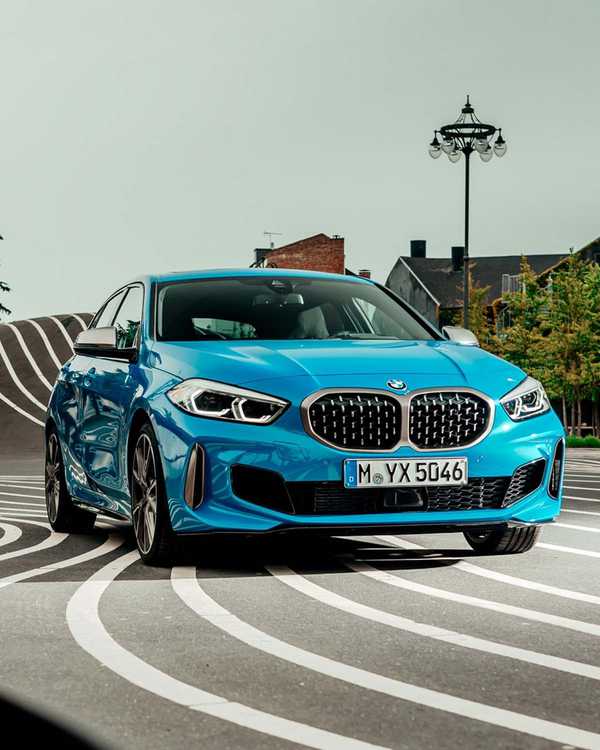 Making waves  The BMW 1 Series BMW THE1 1Series  