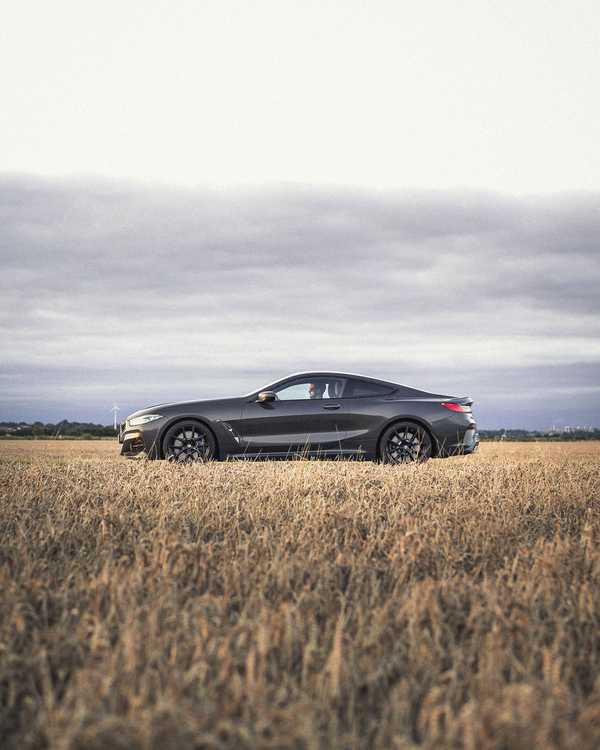 Take your chance to chill The BMW 8 Series Coupé 