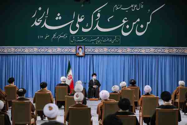 ‌نمایندگان مجلس خبرگان رهبری با حضور در حسینیه‌ی 