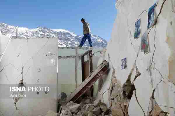  سی‌سخت بعد از زلزله  ورق بزنید  ◾۲۹ بهمن زلزله‌ا