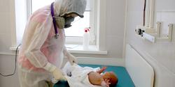 تولد نوزادی با پادتن کووید-۱۹ از مادری که واکسن م