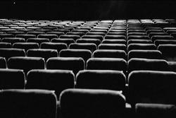 یک سال بسته ماندن سینماهای بریتانیا و وضعیت بد ۹۵