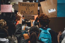 روز جهانی مبارزه با نژادپرستی/ سازمان ملل: نژادپر