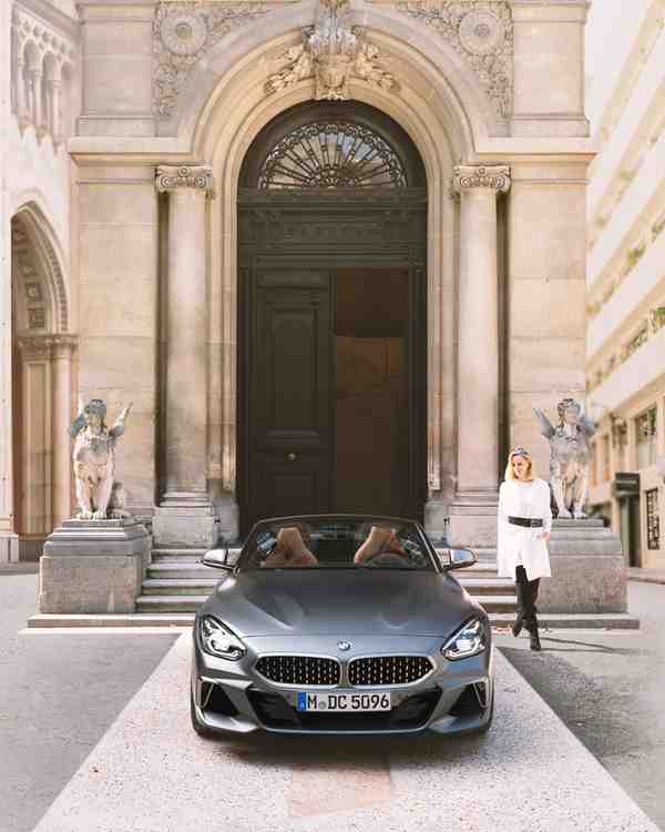 Triumphal arch The BMW Z4 TheZ4 BMW Z4  __ BMW Z4