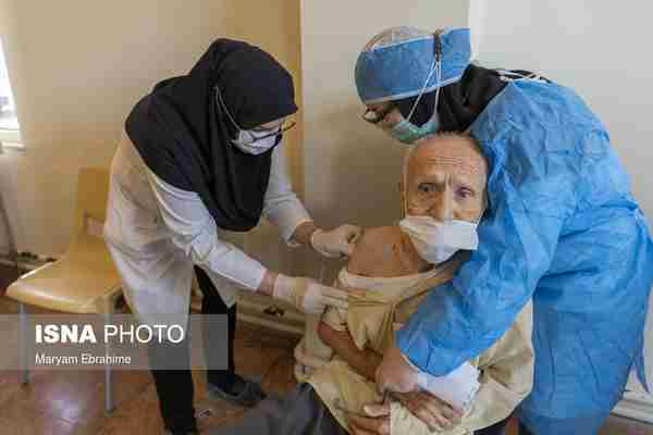  واکسیناسیون سالمندان تحت پوشش بهزیستی آذربایجان 
