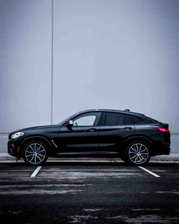 Muscular like a true athlete The BMW X4 TheX4 BMW