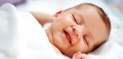۵ نکته در رابطه با خواب نوزادان و والدین  والدینی