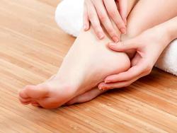 4 دلیلی که صبح درد پاشنه پا را ایجاد می‌کند!  هنگ