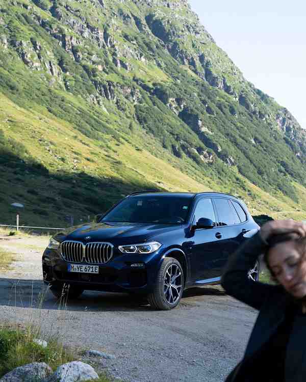 The best of both worlds The BMW X5 TheX5 JoyElect