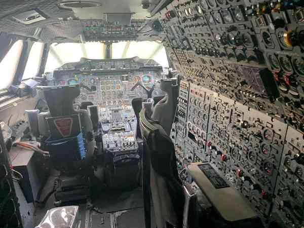 تصویری جالب از کابین پیچیده هواپیماى کنکورد   